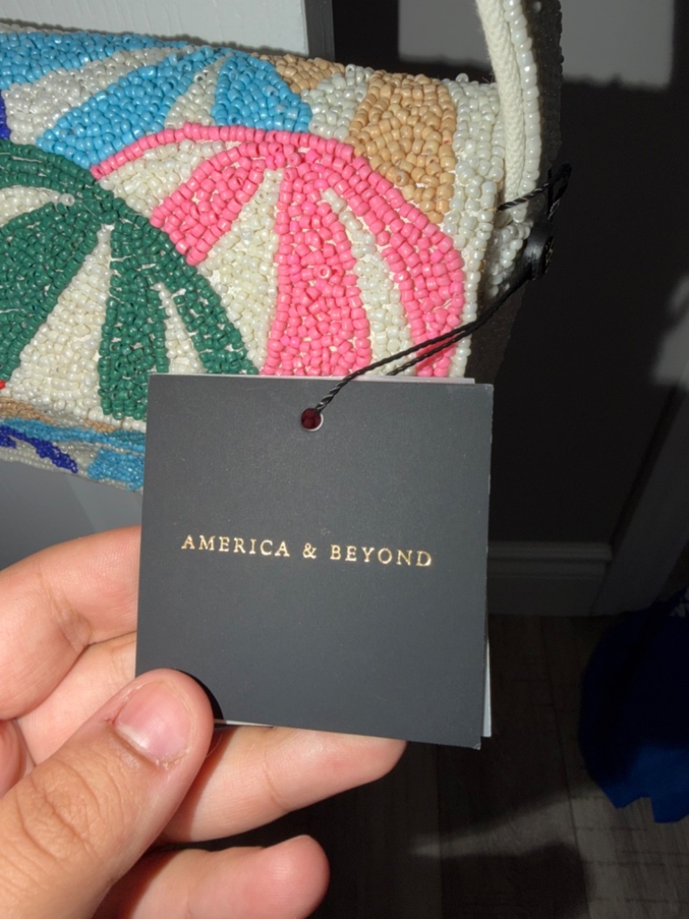 viral beaded bag - Picture 3 of 3
